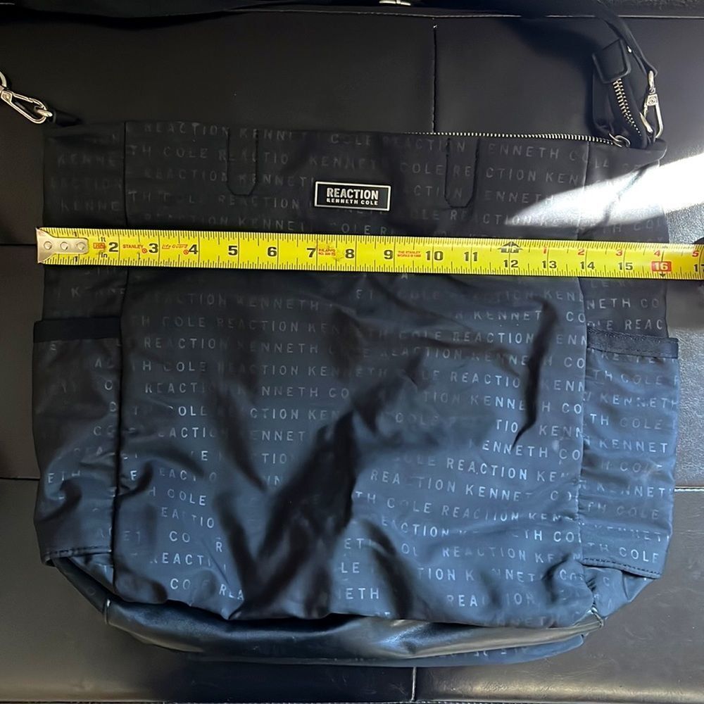 Kenneth Cole Reaction Black Purse Printed Brand Large Bag Adjustable Silver EUC‍ - Picture 11 of 14